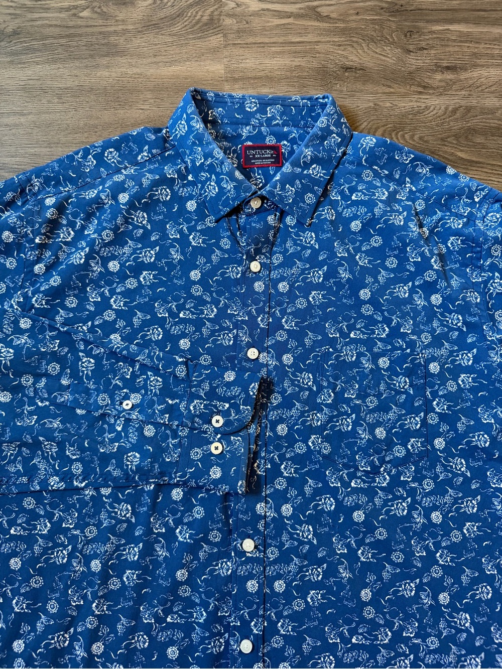 UNTUCKit Men's XXL Garda Blue Paisley Floral Button Up Shirt Long Sleeve